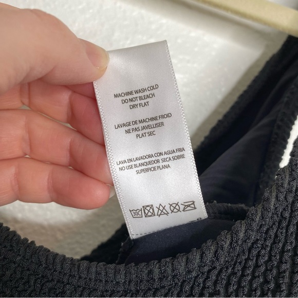 Good American Always Fits One Piece Swimsuit XS - Picture 5 of 6